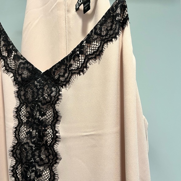 Express Top - Picture 3 of 6